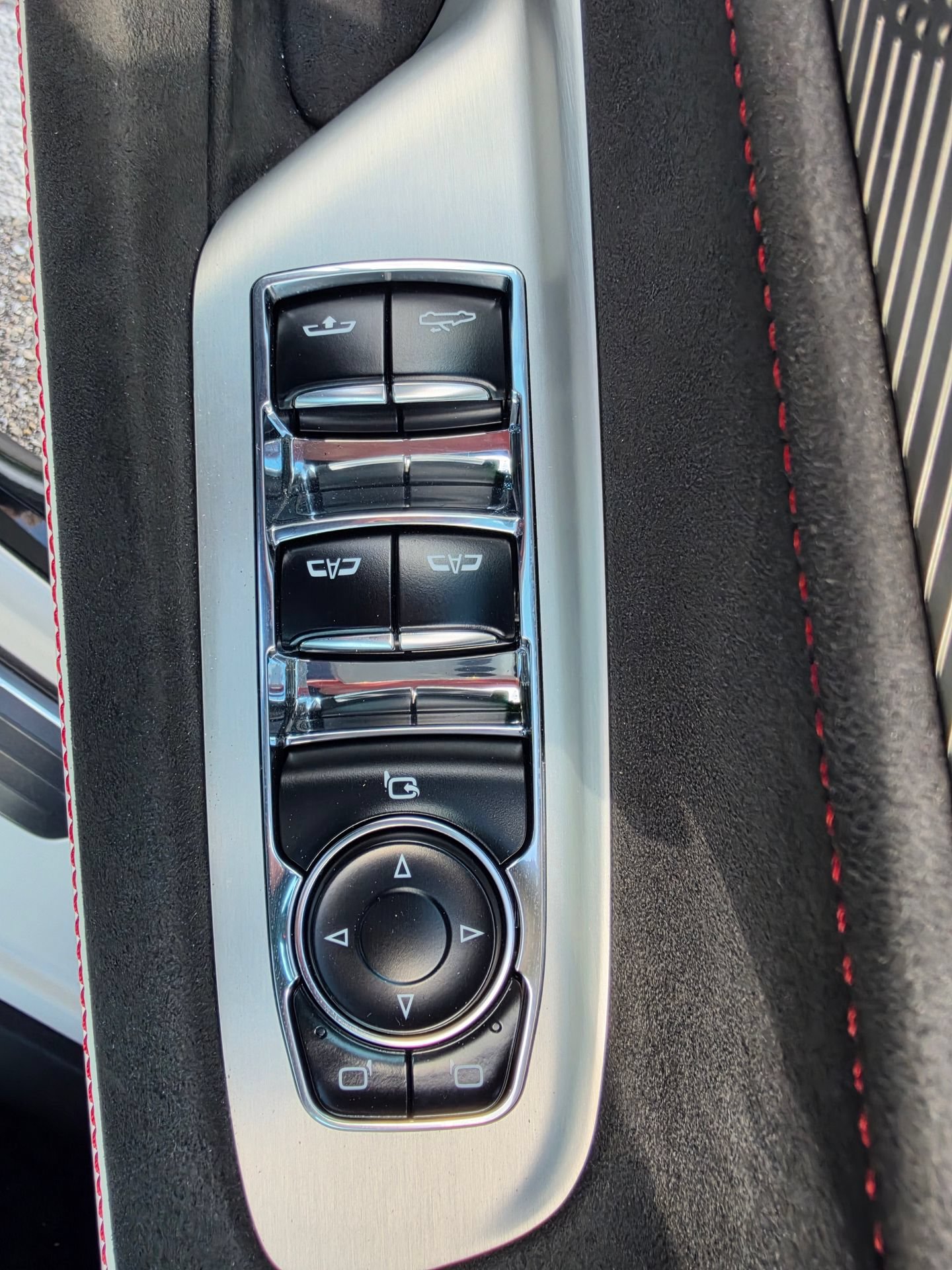Used 2023 Chevrolet Corvette Z06 RWD image 15