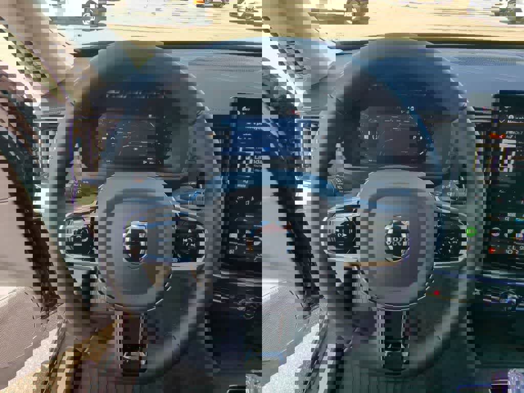 Certified 2026 Volvo XC90 B6 Plus w/ Protection Package Premier image 21