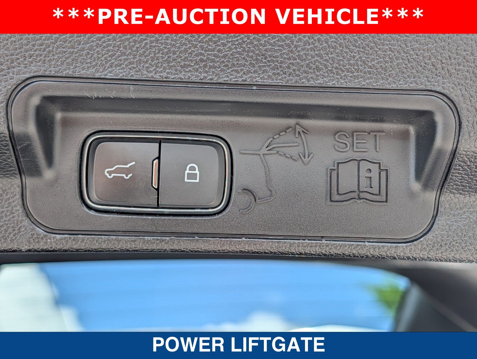 Used 2020 Ford Explorer Limited w/ Class III Trailer Tow Package RWD image 15