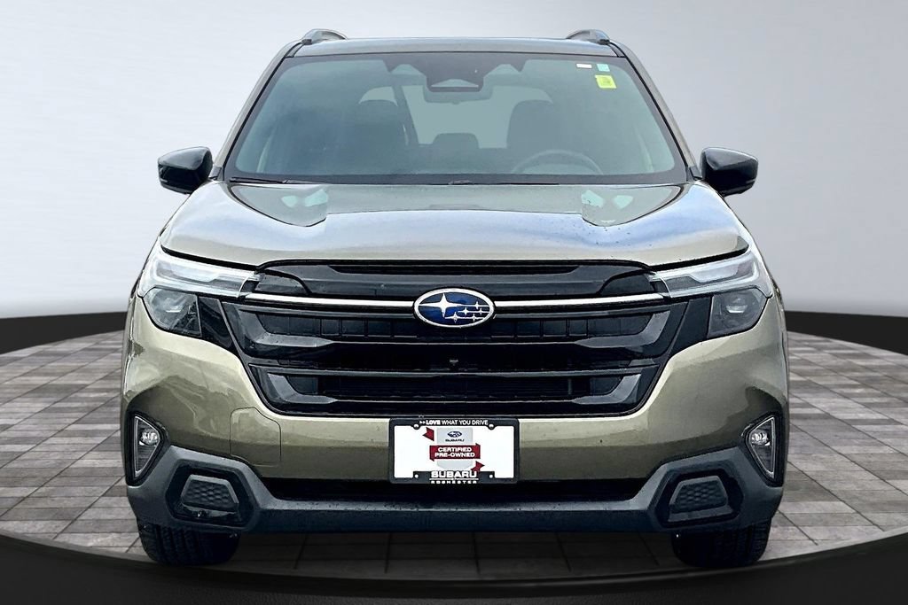 Used 2026 Subaru Forester Touring AWD/4WD image 2