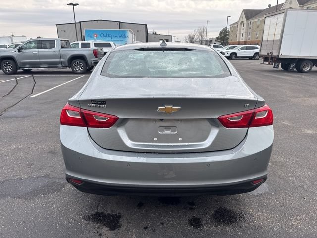 Used 2025 Chevrolet Malibu LT FWD image 4