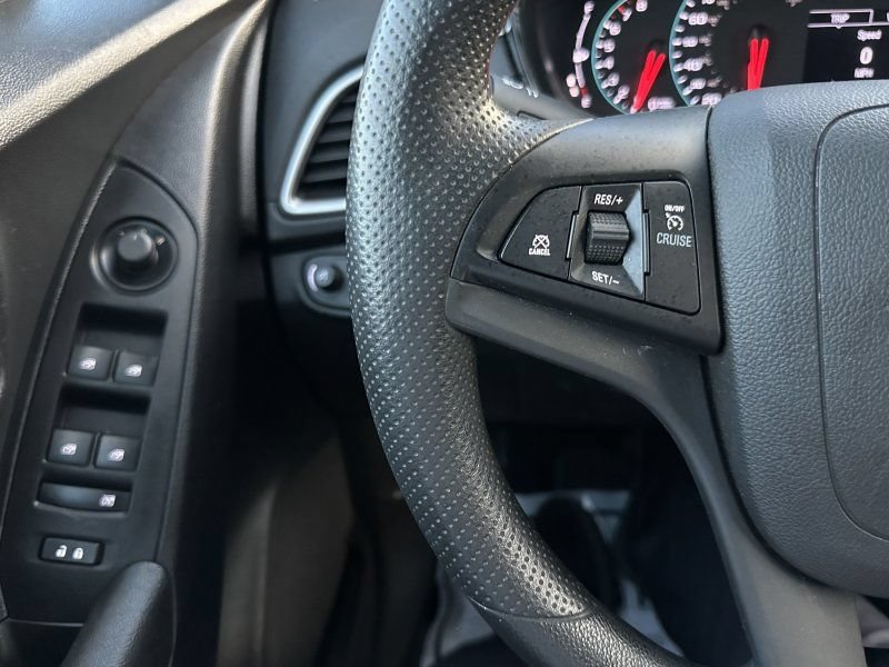 Used 2019 Chevrolet Trax LT FWD image 15