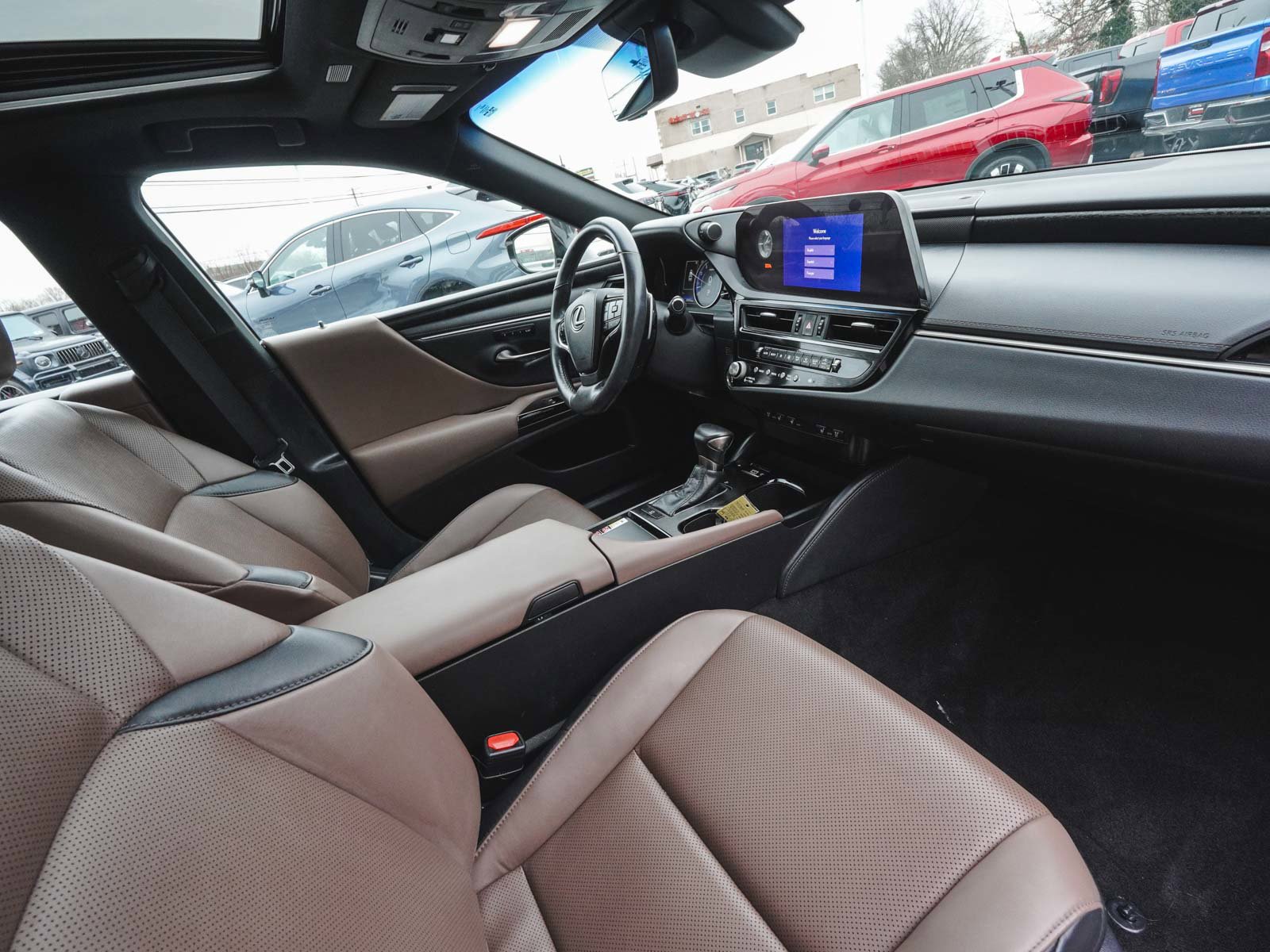 Used 2023 Lexus ES 250 w/ Premium Package image 36