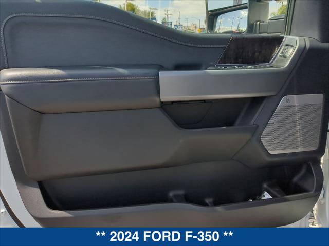 Used 2024 Ford F350 Lariat w/ Black Appearance Package AWD/4WD image 10