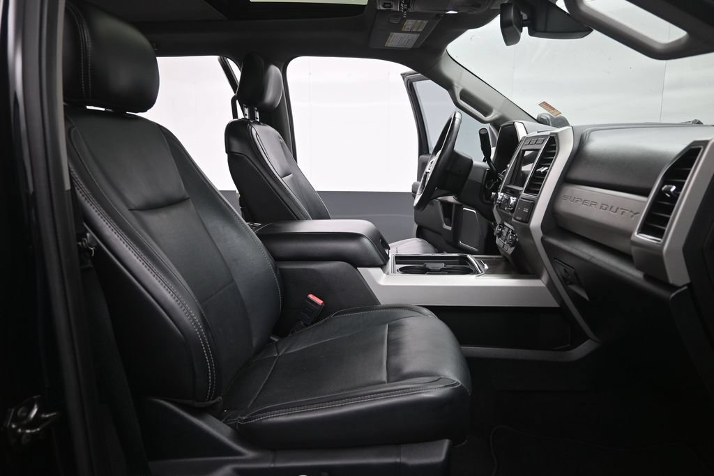 Used 2019 Ford F250 Lariat w/ Lariat Ultimate Package AWD/4WD image 27