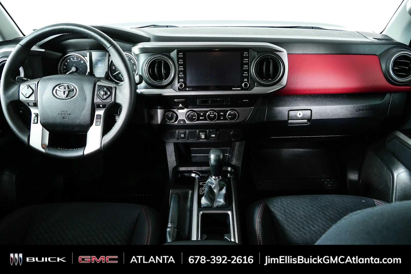 Used 2022 Toyota Tacoma SR5 AWD/4WD image 18