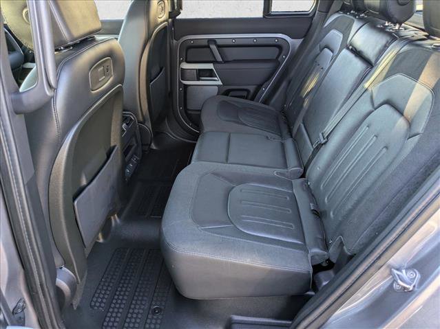 Used 2021 Land Rover Defender 110 SE image 18