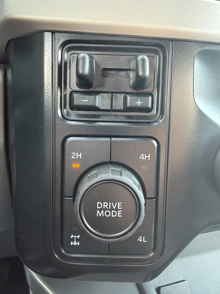 New 2027 Ford F350 XLT w/ XLT Premium Package AWD/4WD image 24