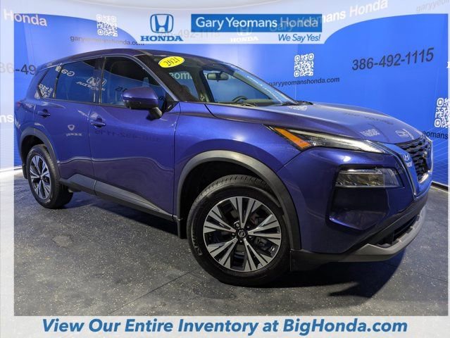 Used 2021 Nissan Rogue SV image 2