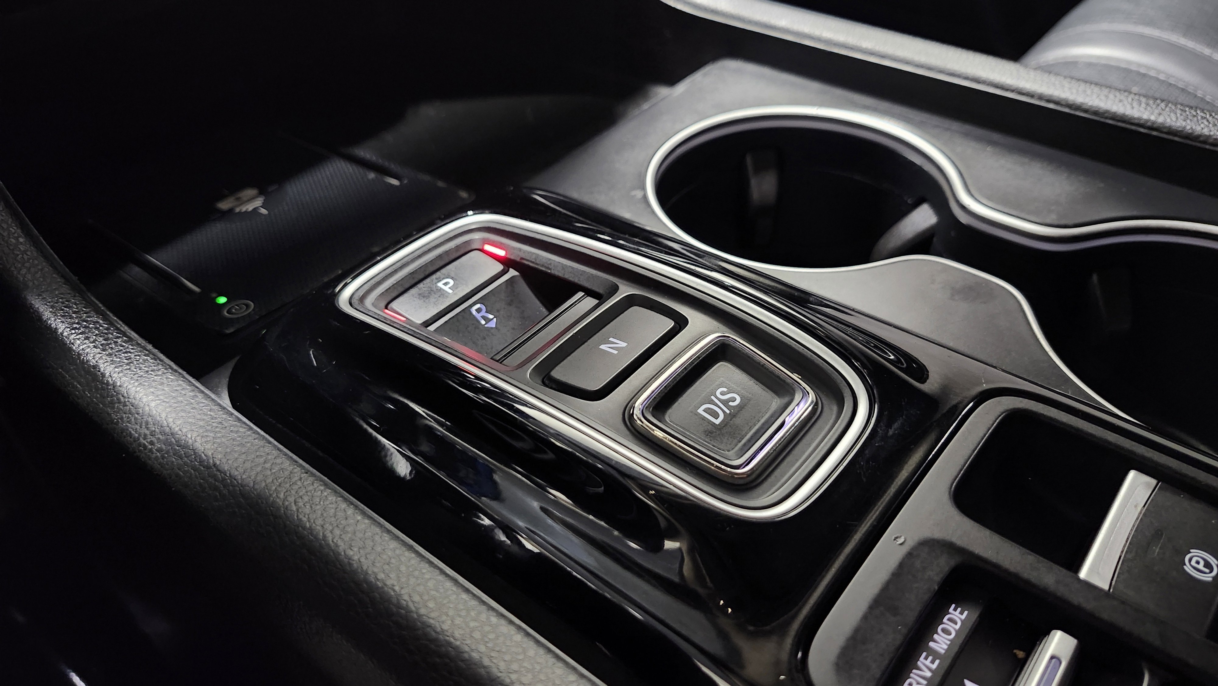 Used 2023 Honda Pilot Elite image 11