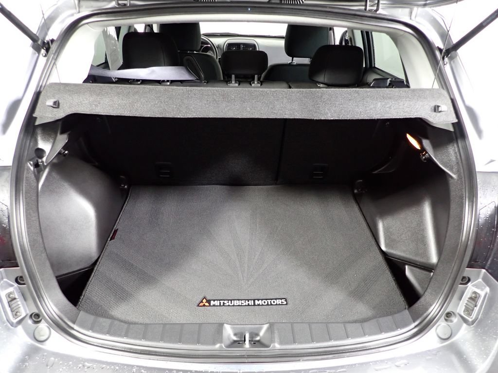 Used 2022 Mitsubishi Outlander Sport ES AWD/4WD image 13