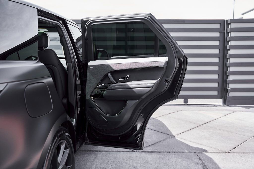 Used 2025 Land Rover Range Rover Sport Dynamic SE AWD/4WD image 23