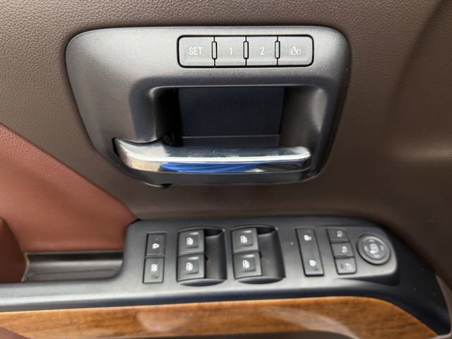 Used 2018 Chevrolet Silverado 2500 High Country w/ Duramax Plus Package image 28