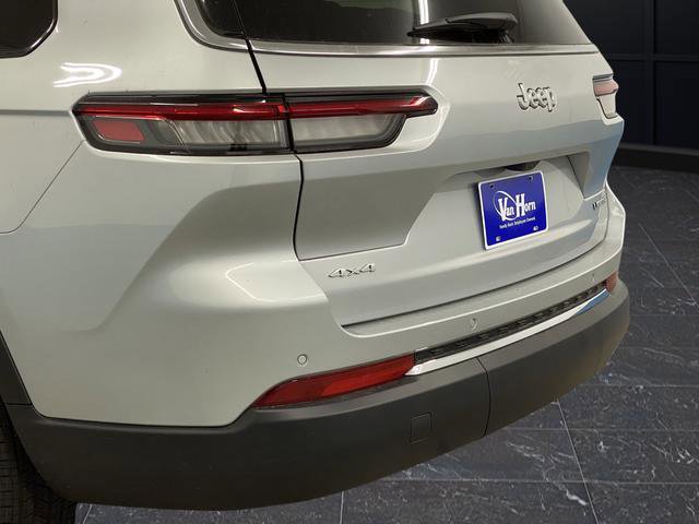 New 2025 Jeep Grand Cherokee L Limited w/ Trailer Tow Package image 39