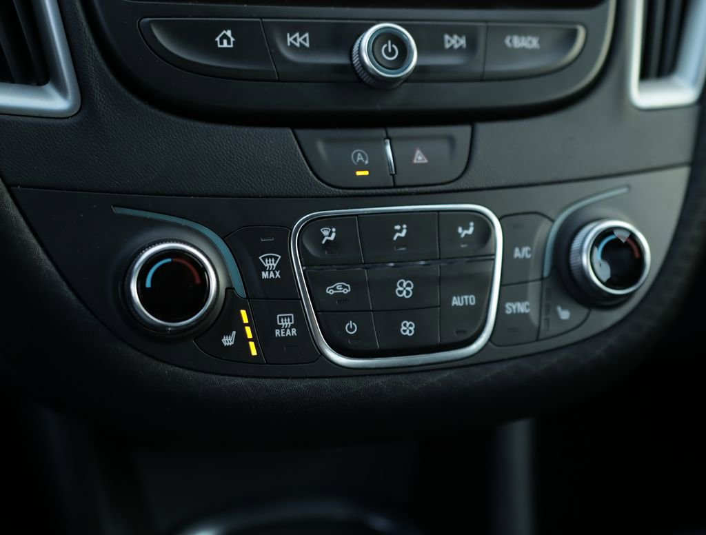 Used 2025 Chevrolet Malibu LT FWD image 15