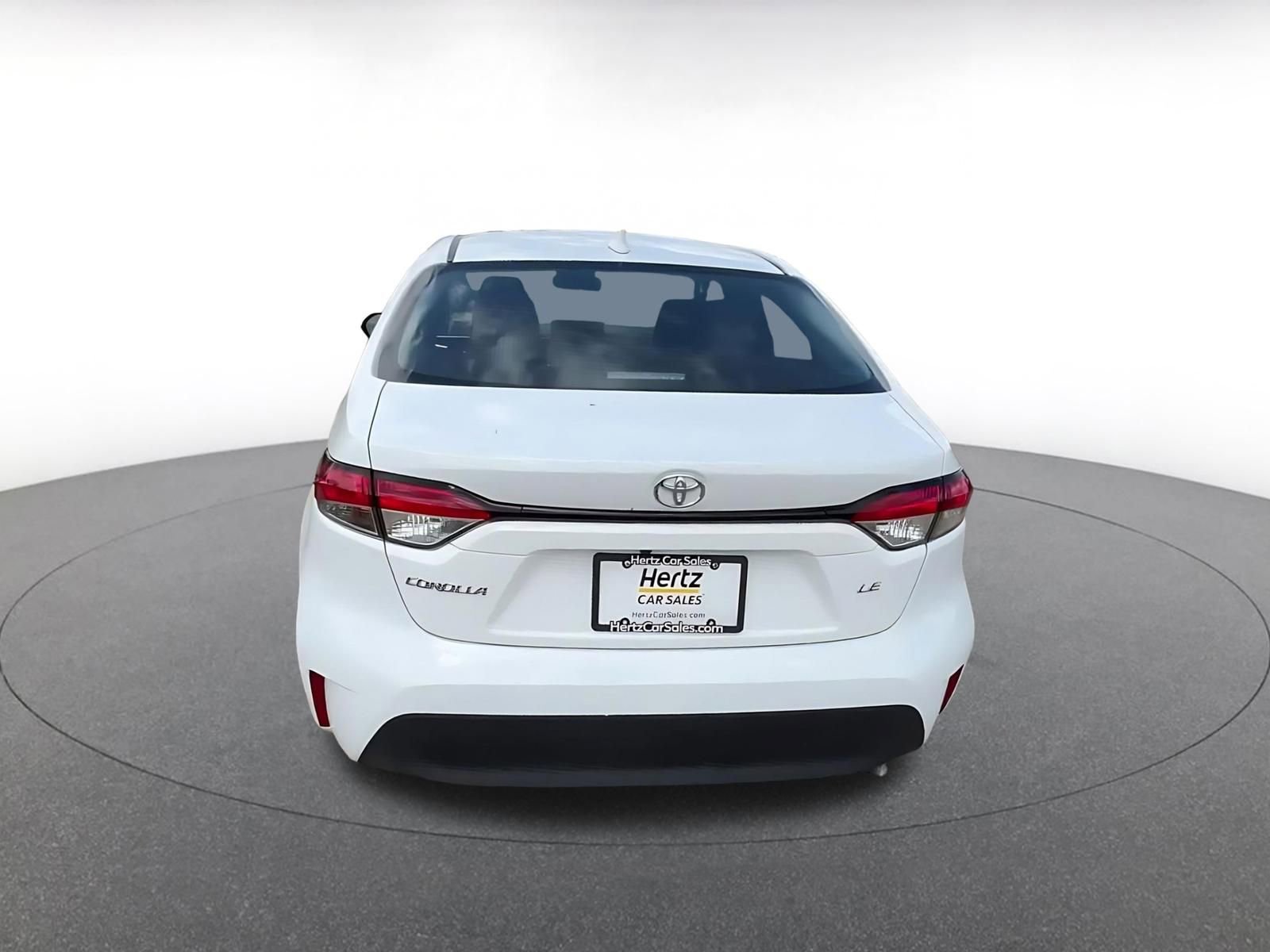 Used 2025 Toyota Corolla LE FWD image 12