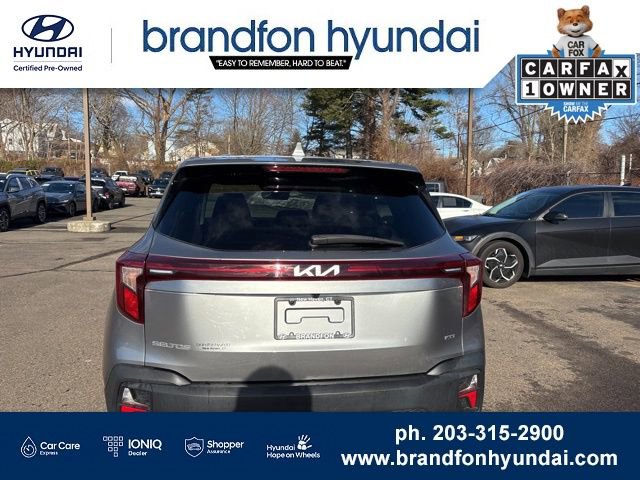 Used 2024 Kia Seltos LX AWD/4WD image 5