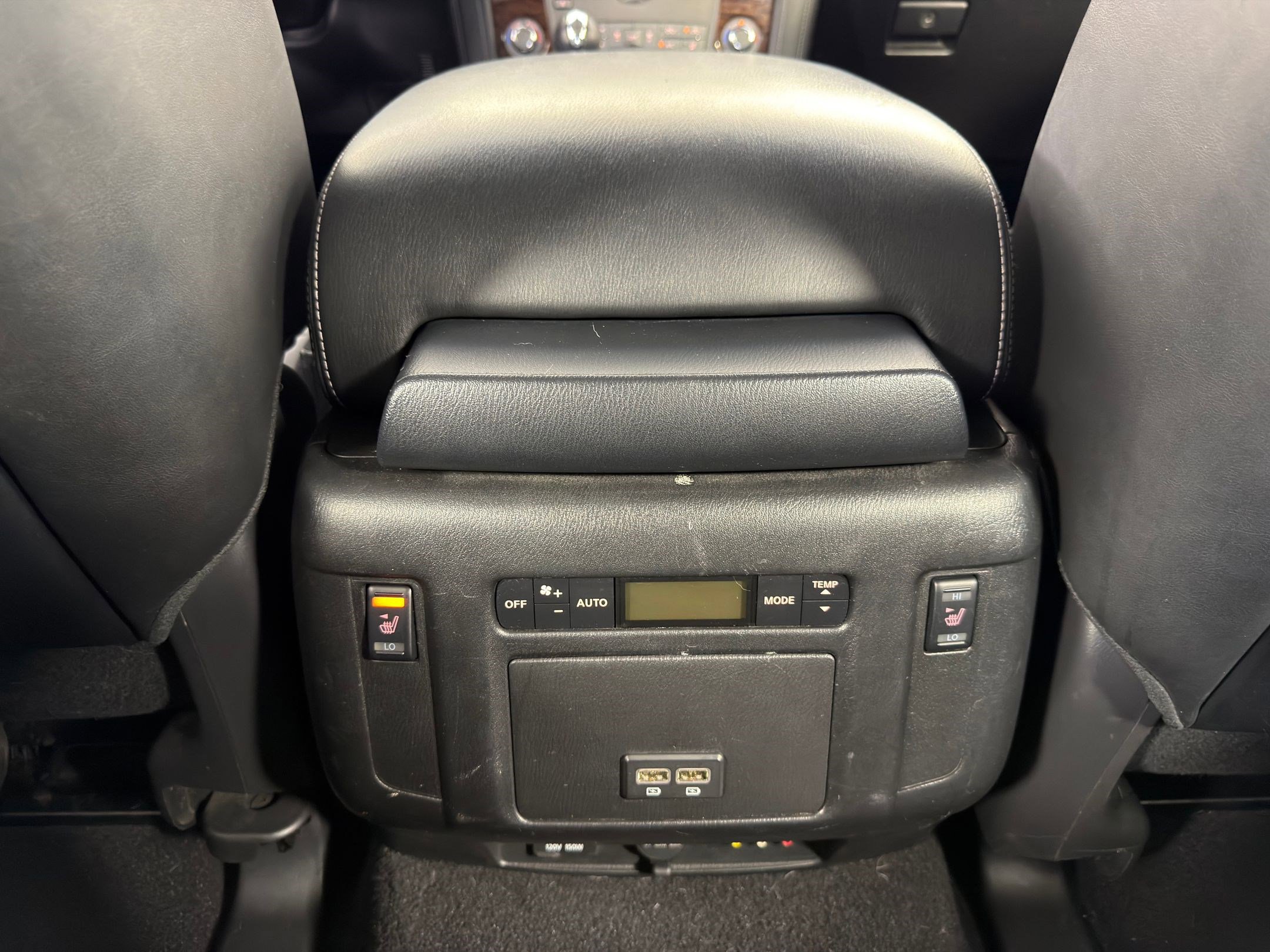 Used 2017 Nissan Armada Platinum w/ Captain Seat Package image 32