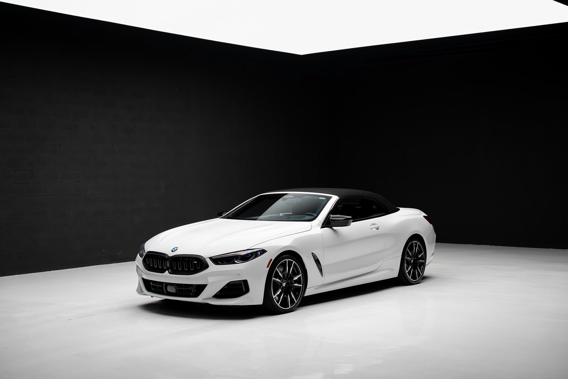 Used 2023 BMW M850i xDrive Convertible AWD/4WD image 4