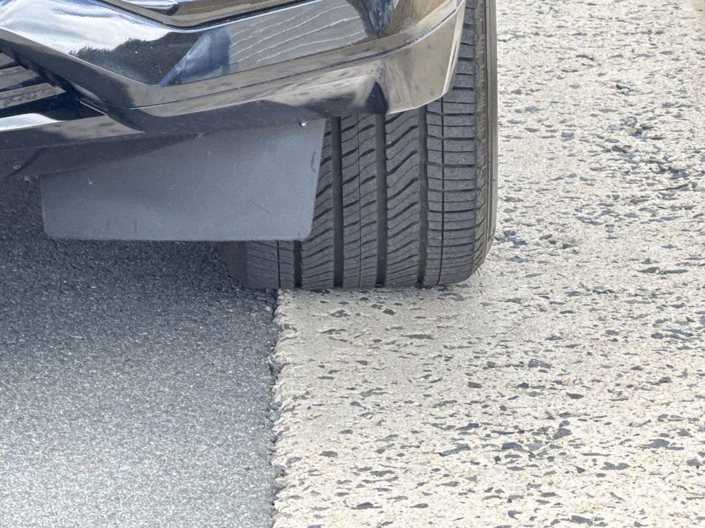 Used 2023 Cadillac Escalade Sport image 15