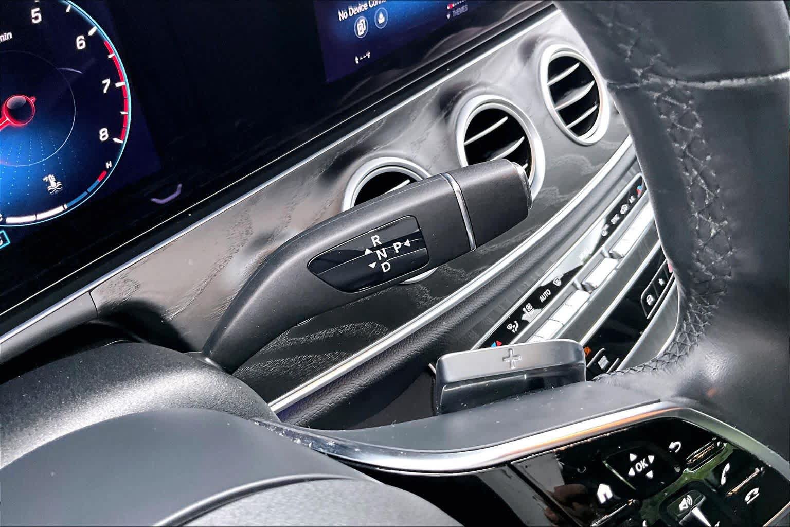 Used 2022 Mercedes-Benz E 350 4MATIC Sedan image 17