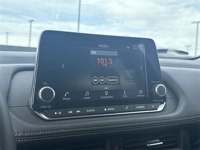 Certified 2025 Nissan Rogue SV image 16