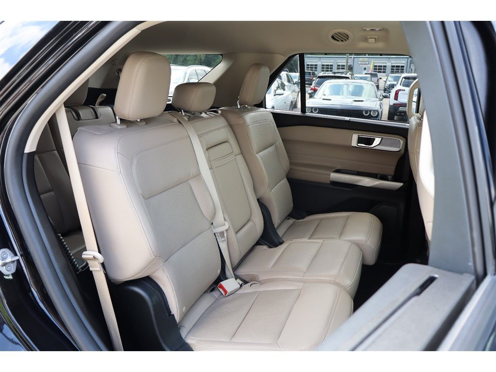 Used 2021 Ford Explorer Limited AWD/4WD image 29