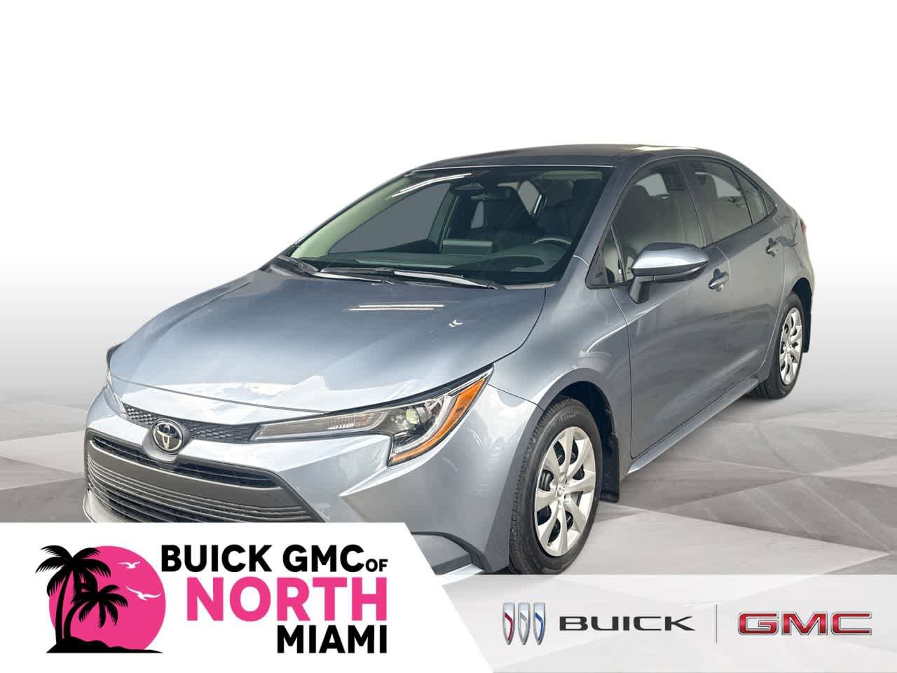 Used 2025 Toyota Corolla LE FWD image 1