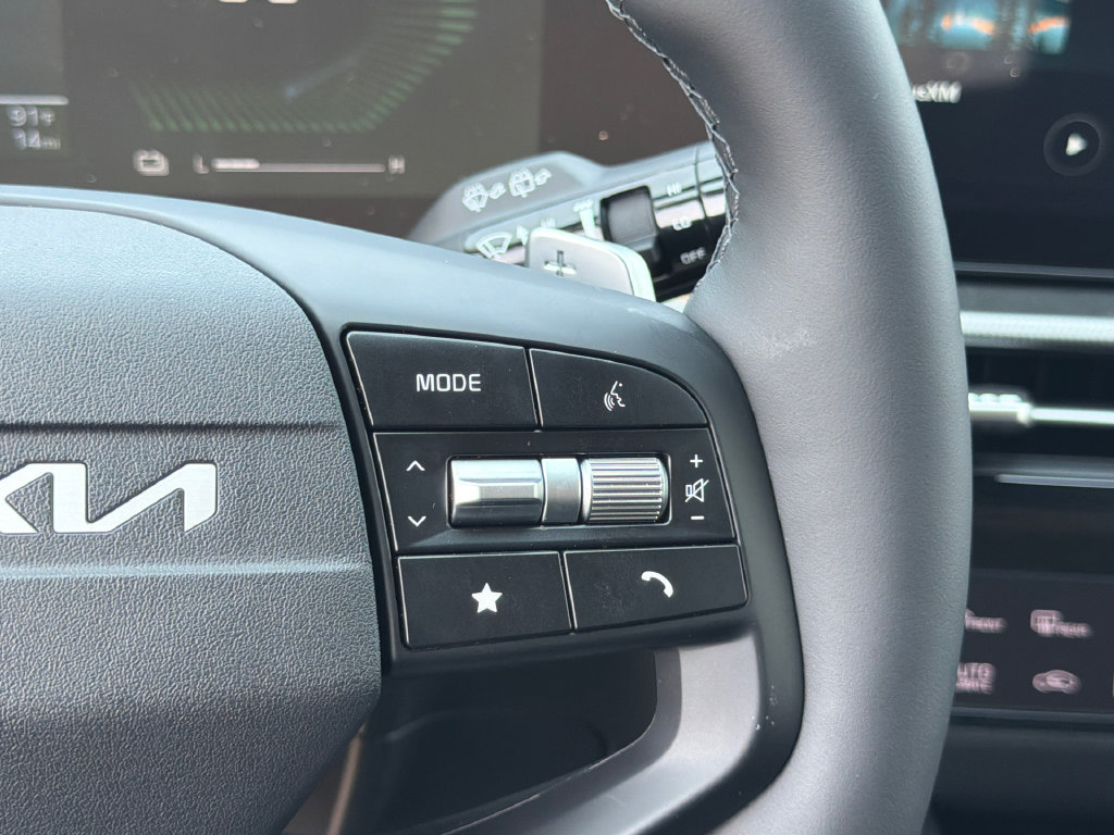 New 2027 Kia Sportage S FWD image 21