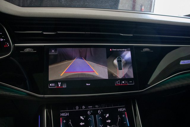 Used 2021 Audi Q8 Premium Plus image 38