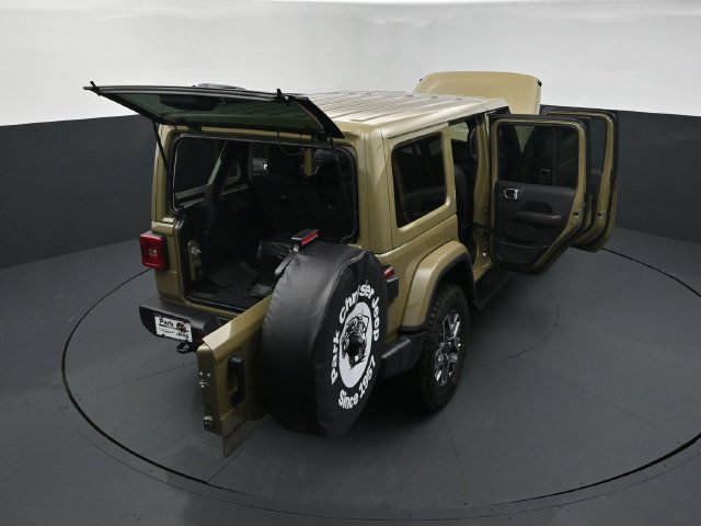 New 2026 Jeep Wrangler Unlimited Sahara AWD/4WD image 29