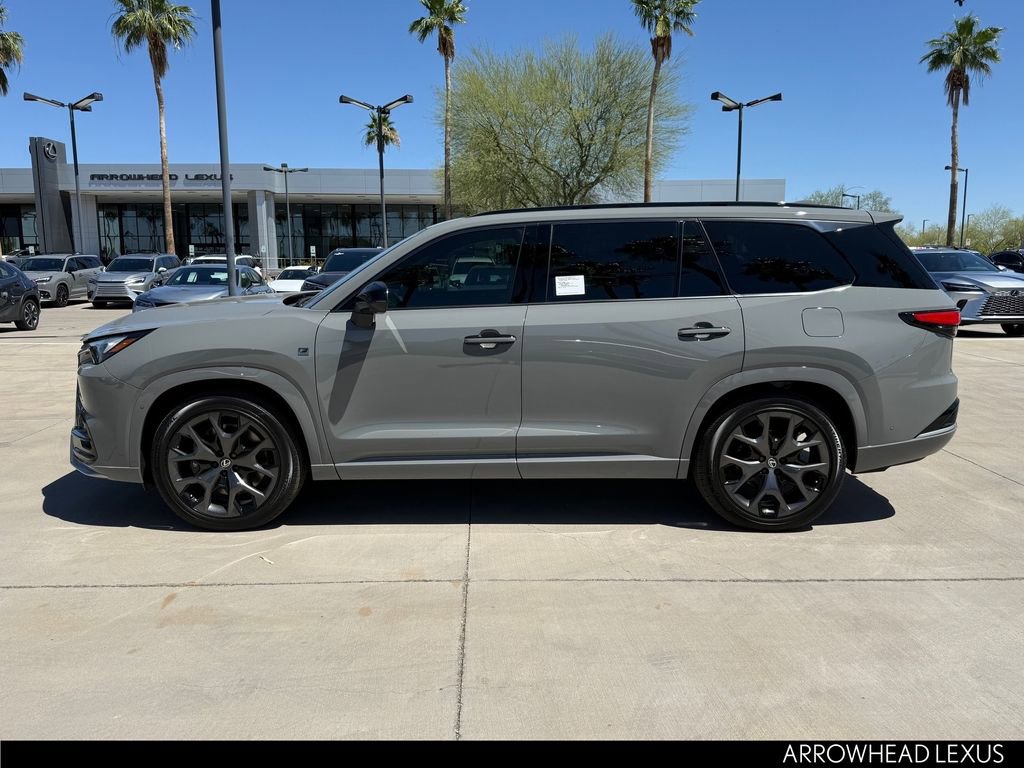 New 2026 Lexus TX 500h AWD image 3