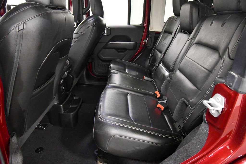 Used 2021 Jeep Wrangler Unlimited Sahara w/ Dual Top Group AWD/4WD image 15