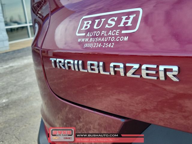 Used 2022 Chevrolet TrailBlazer LT w/ Driver Confidence Package image 7