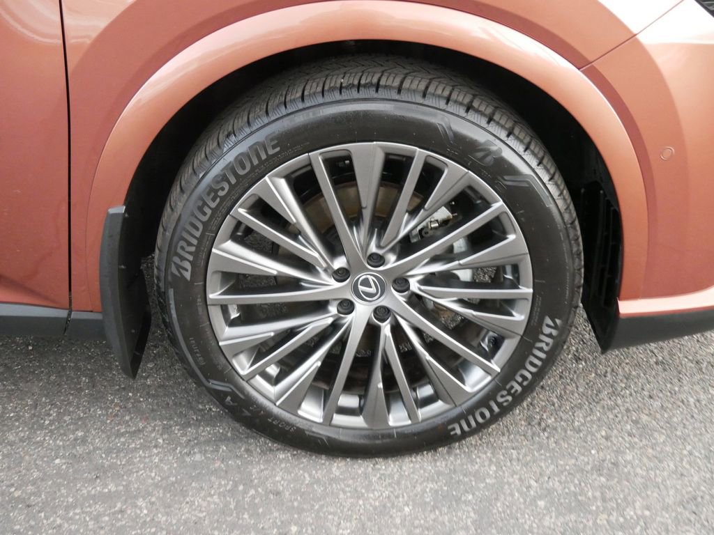 Certified 2025 Lexus RX 350 w/ Convenience Package image 8