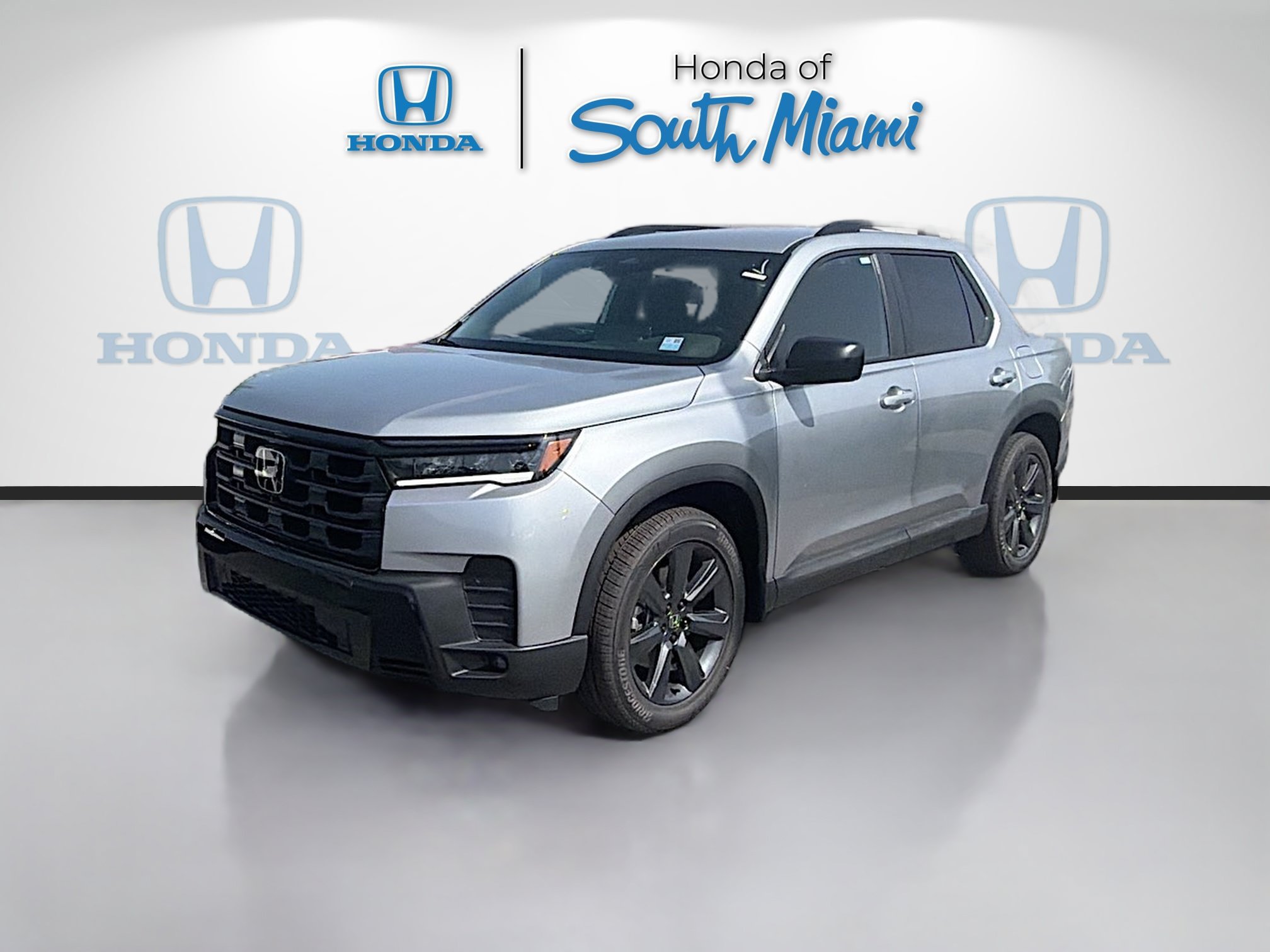 New 2026 Honda Pilot Sport image 3