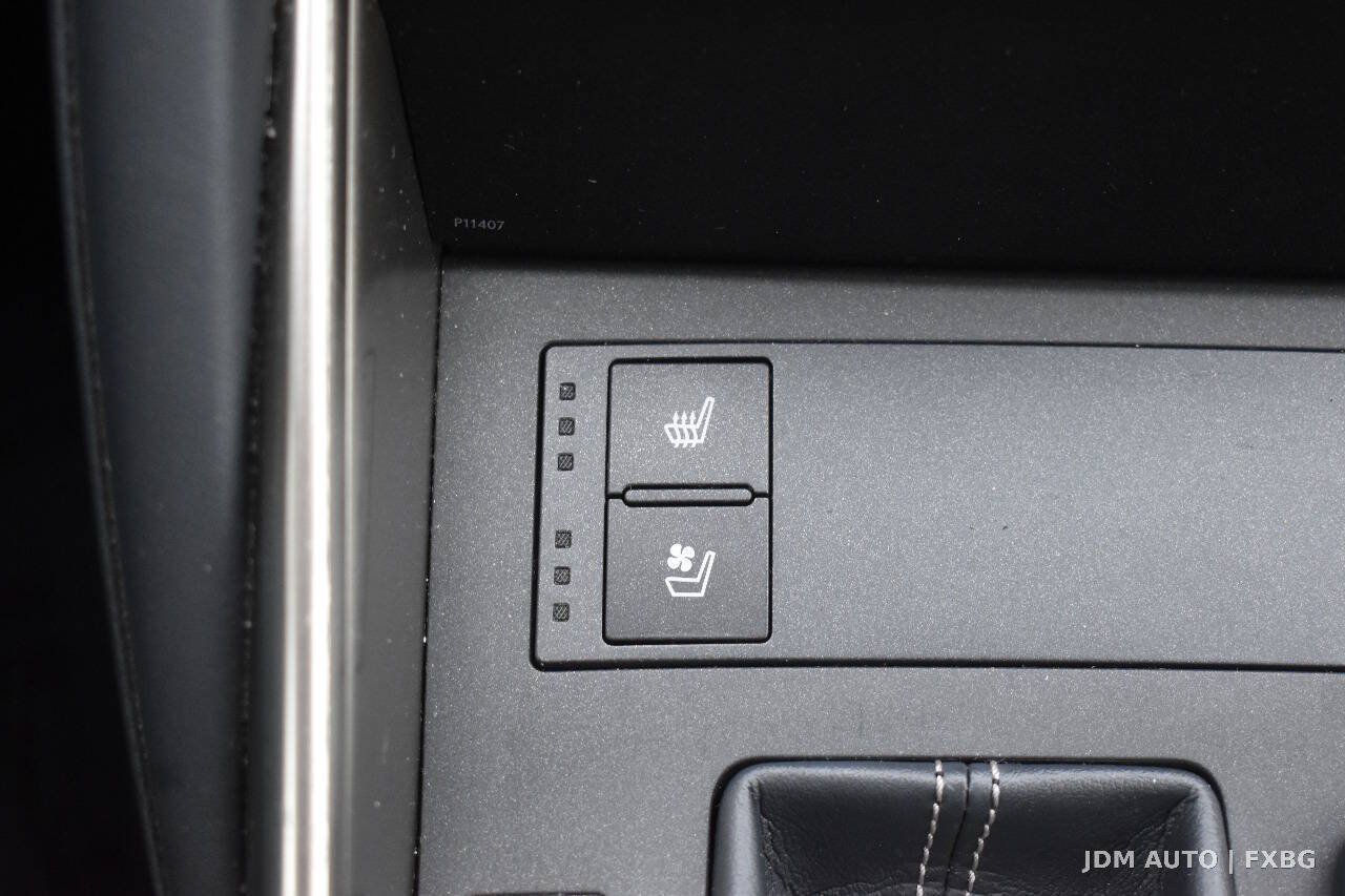 Used 2018 Lexus IS 300 AWD w/ Comfort Package image 28