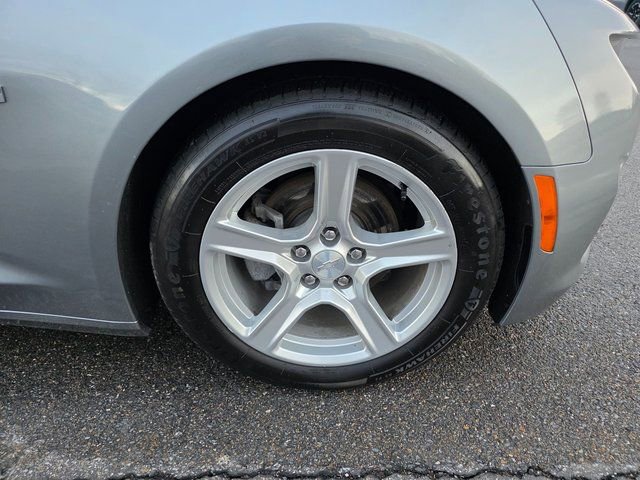 Used 2023 Chevrolet Camaro LT image 13