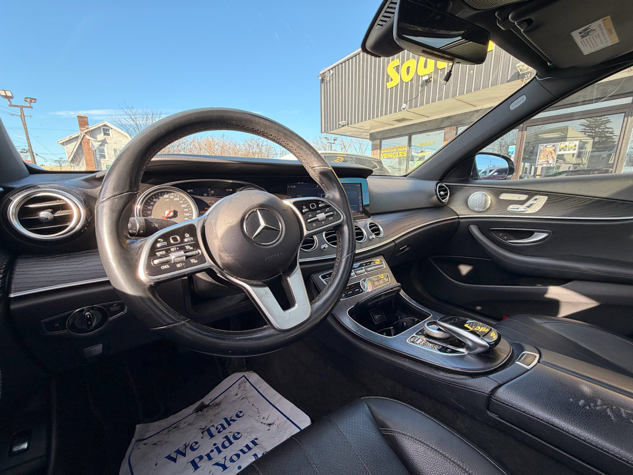 Used 2019 Mercedes-Benz E 300 4MATIC image 12