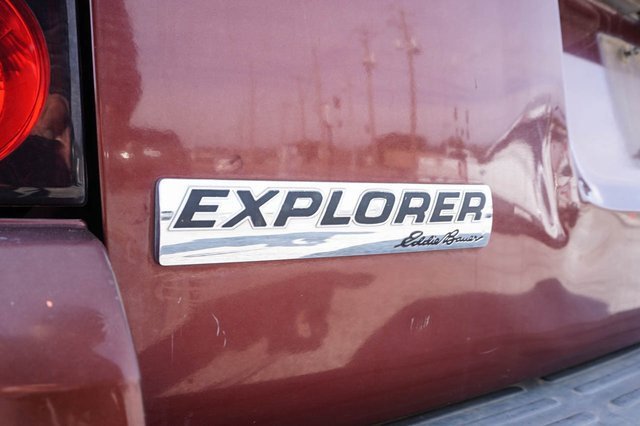 Used 2010 Ford Explorer Eddie Bauer image 5