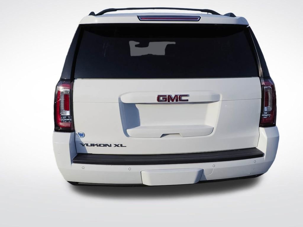 Used 2017 GMC Yukon XL SLT w/ Open Road Package image 6