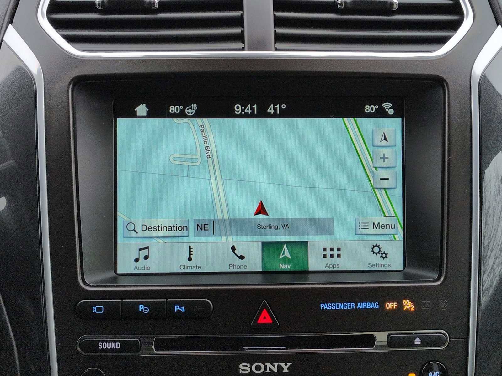 Used 2017 Ford Explorer Platinum image 30