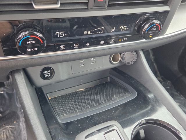 Used 2026 Nissan Rogue SV FWD image 21