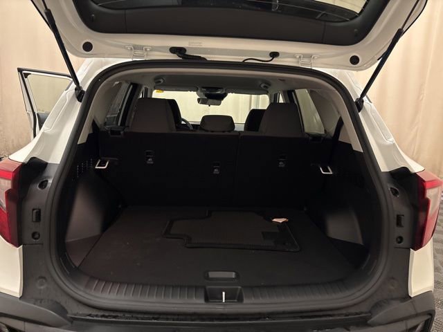 Certified 2026 Kia Seltos LX image 9