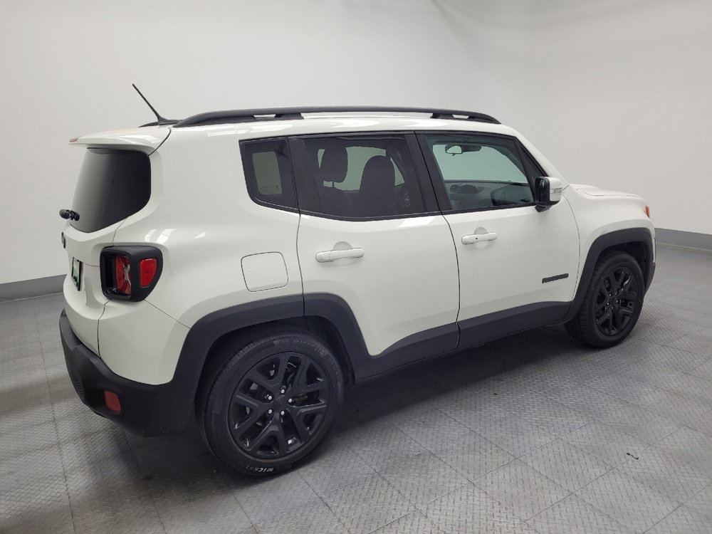 Used 2017 Jeep Renegade Altitude image 10