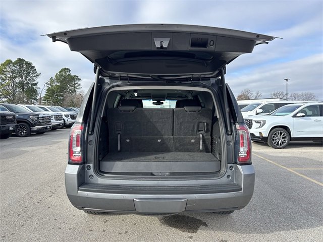 Used 2019 GMC Yukon SLE w/ SLE Value Package image 29