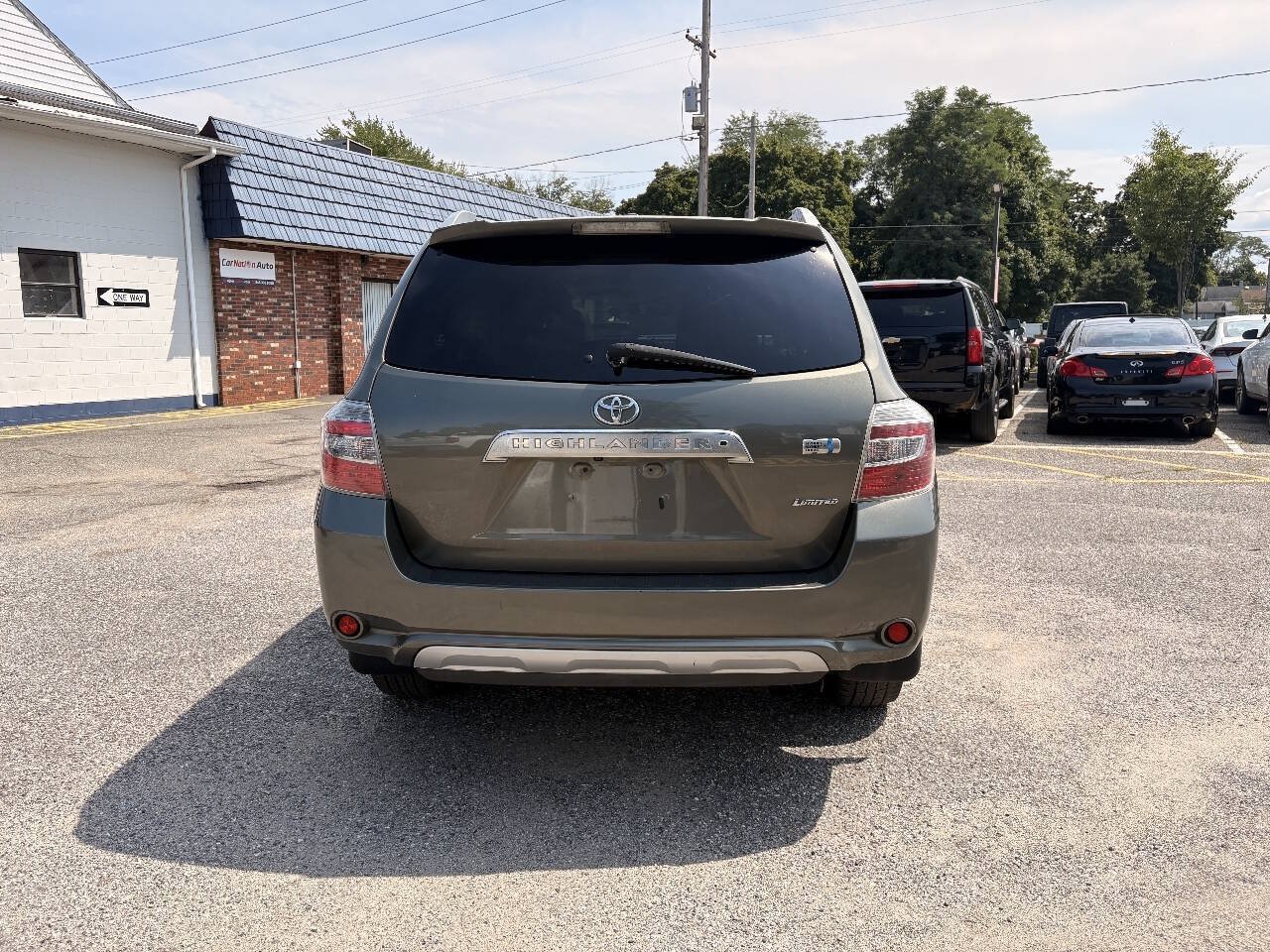 Used 2010 Toyota Highlander Limited AWD/4WD image 9