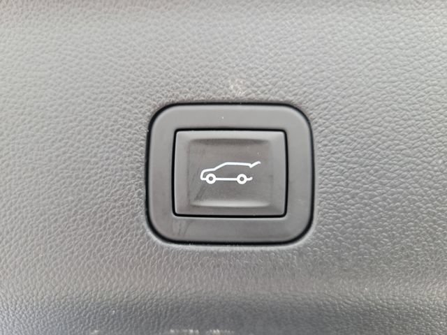 Certified 2025 Chevrolet Tahoe Premier AWD/4WD image 13