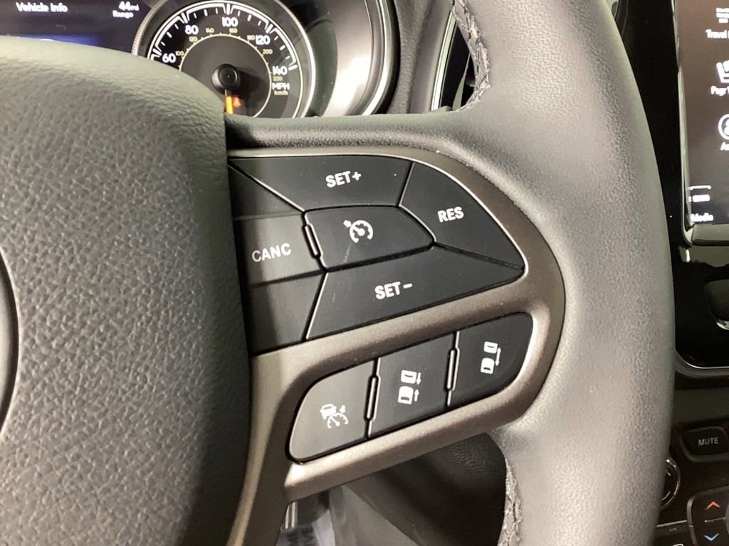 Used 2022 Jeep Cherokee Limited w/ Elite Package image 26