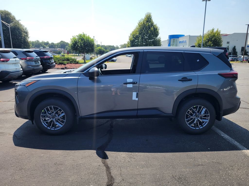 New 2026 Nissan Rogue S image 8